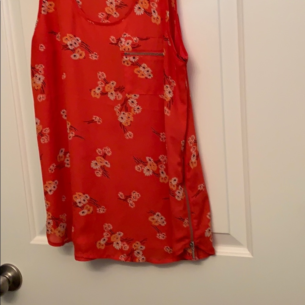 Tank top - Picture 3 of 6